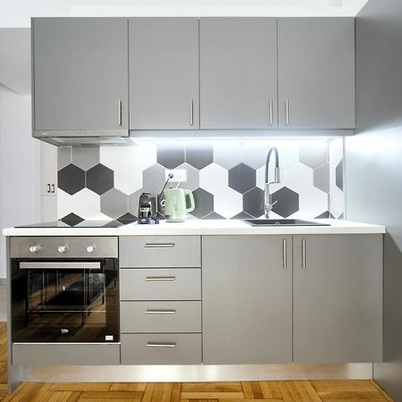 Majestic Flat With Huge Terrace In The City Center Athen Eksteriør billede