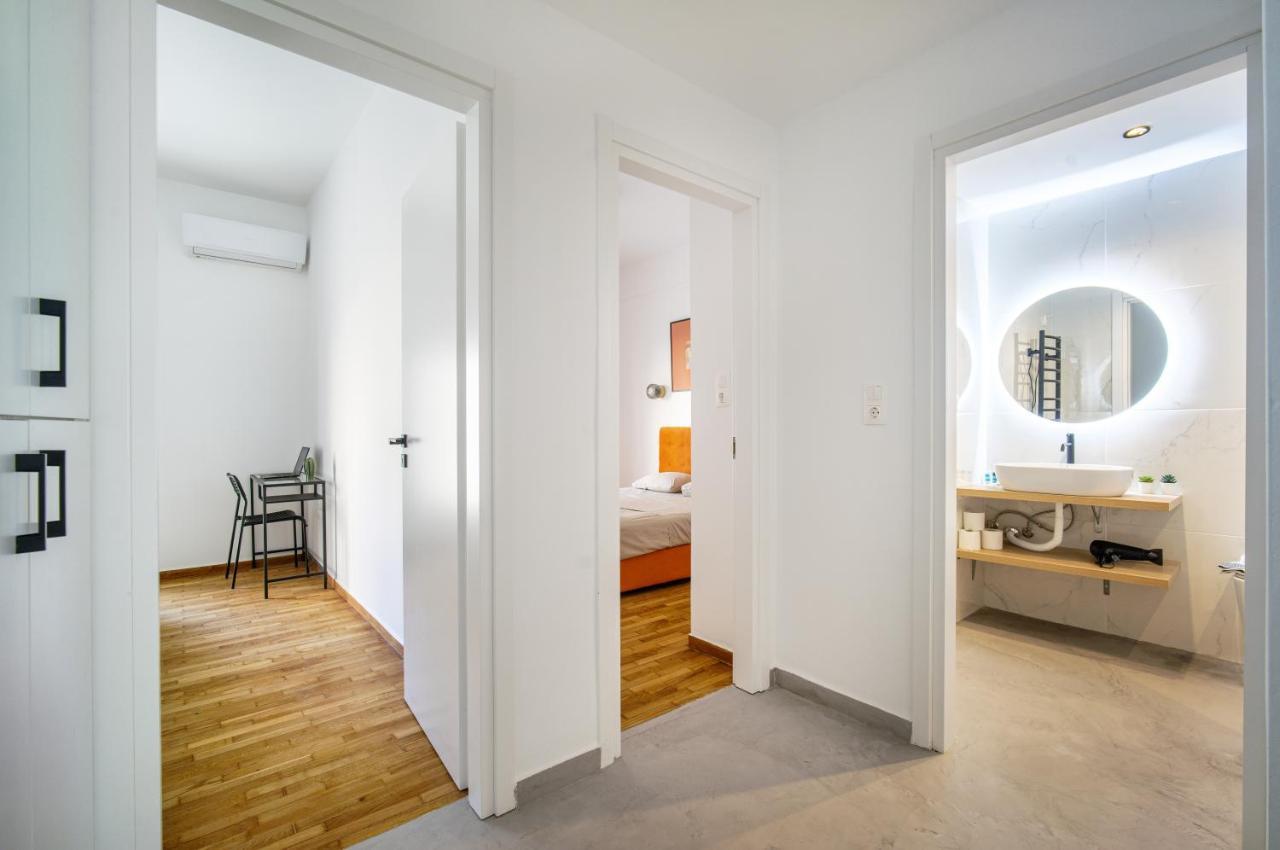 Majestic Flat With Huge Terrace In The City Center Athen Eksteriør billede