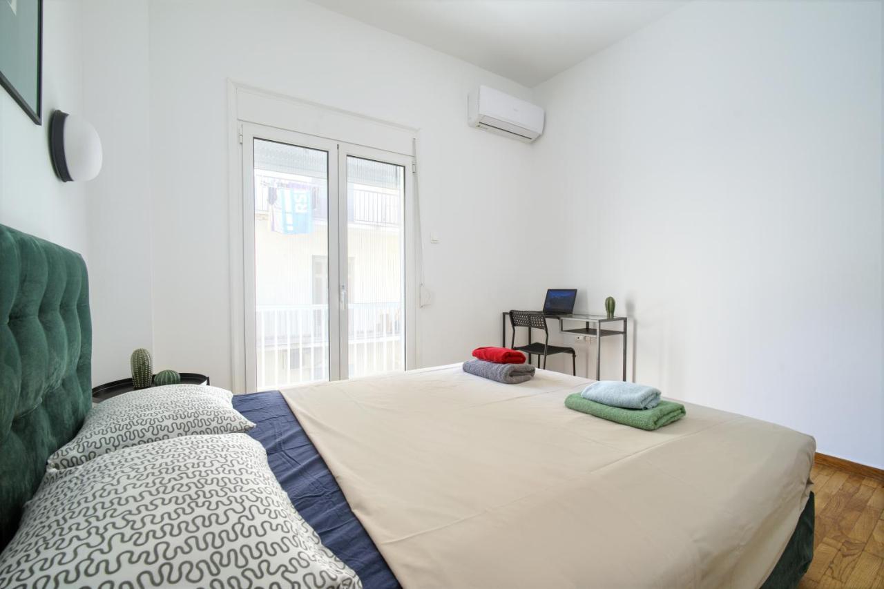 Majestic Flat With Huge Terrace In The City Center Athen Eksteriør billede