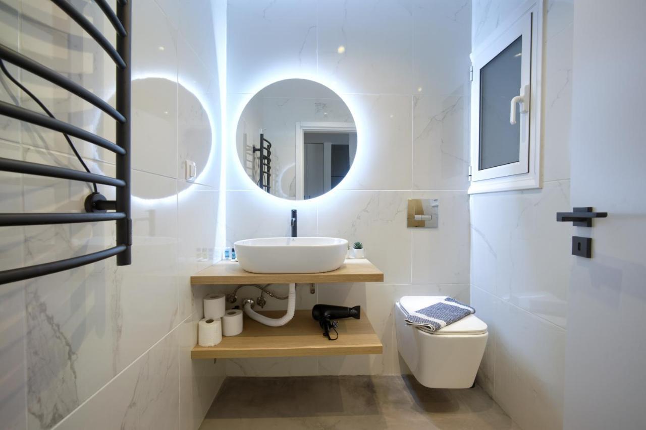 Majestic Flat With Huge Terrace In The City Center Athen Eksteriør billede